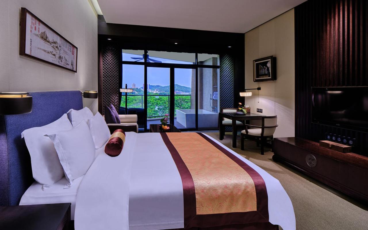 Shenzhen Castle Hotel Exterior photo