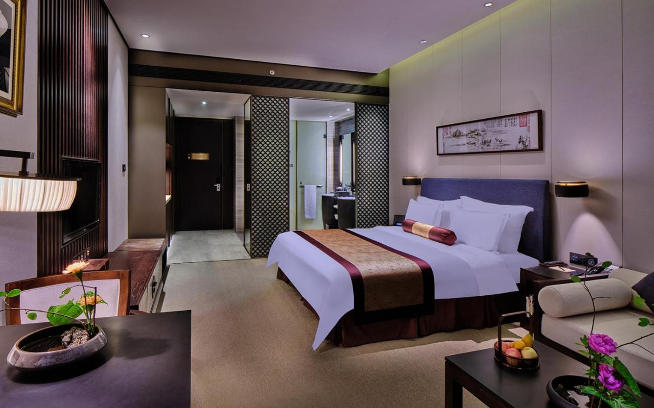 Shenzhen Castle Hotel Exterior photo