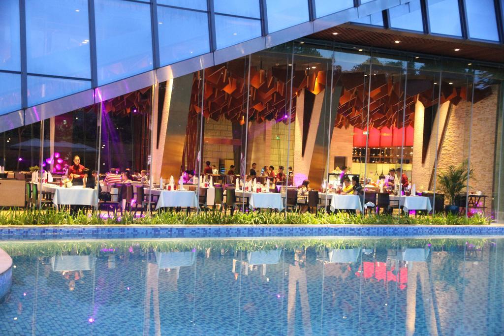 Shenzhen Castle Hotel Exterior photo