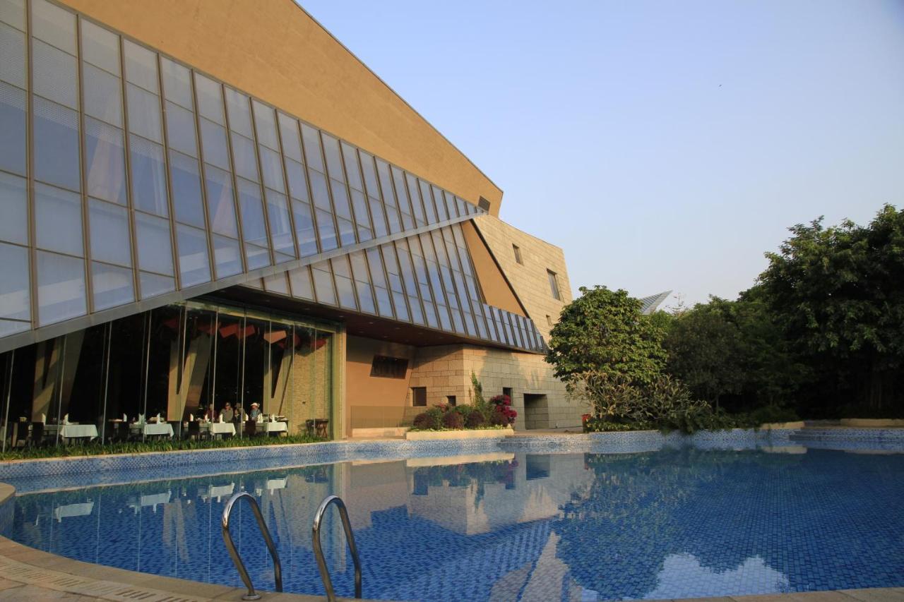 Shenzhen Castle Hotel Exterior photo